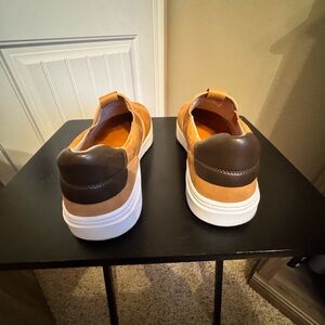 Timberland men's brown and tan casual Shoes